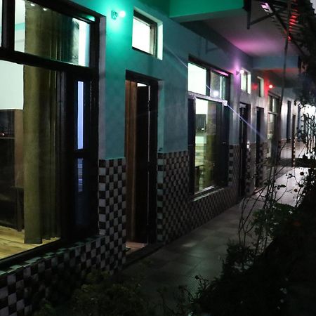 Shanti Home Stay Chaukori Ngoại thất bức ảnh